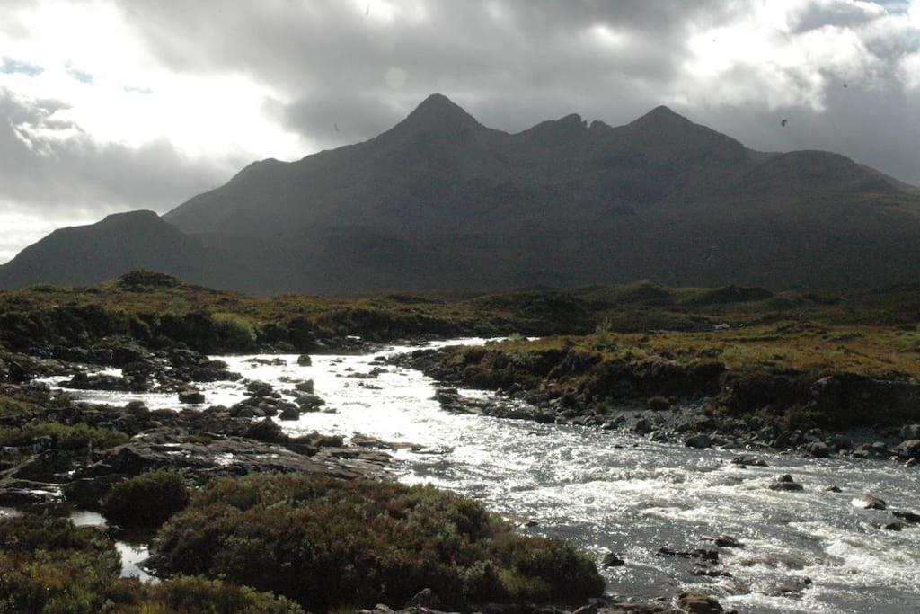Dunmara: Self Catering Cottage On The Isle Of Skye Broadford  Exterior photo